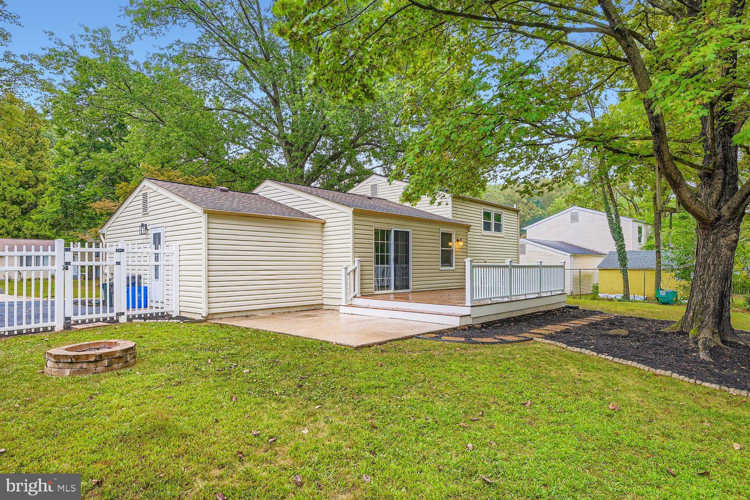 15604 Wembrough Street Silver Spring, MD 20905 - Photo 30 of 33 Charming home with spacious outdoor retreat.