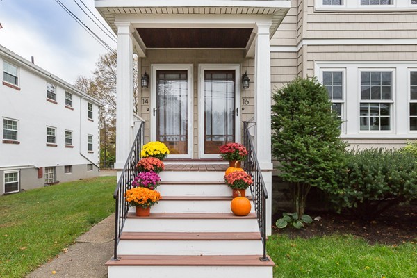 16 Menotomy Road, Unit 16 Arlington, MA 02476 - Photo 3 of 28 Gallery Image 3