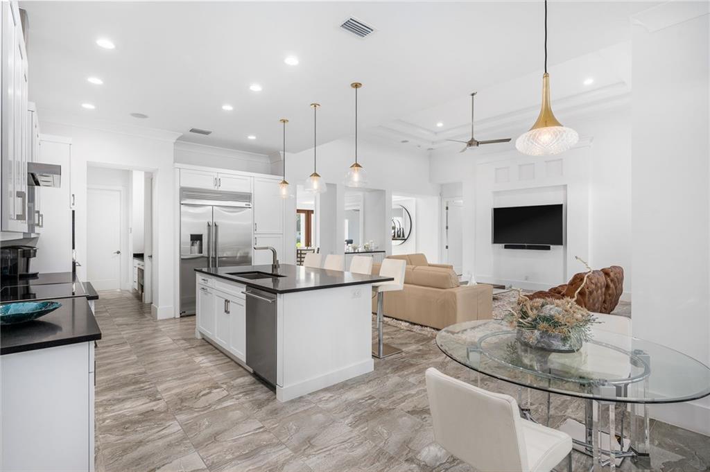 601 Banyan Road Vero Beach, FL 32963 - Photo 14 of 34 Gallery Image 14