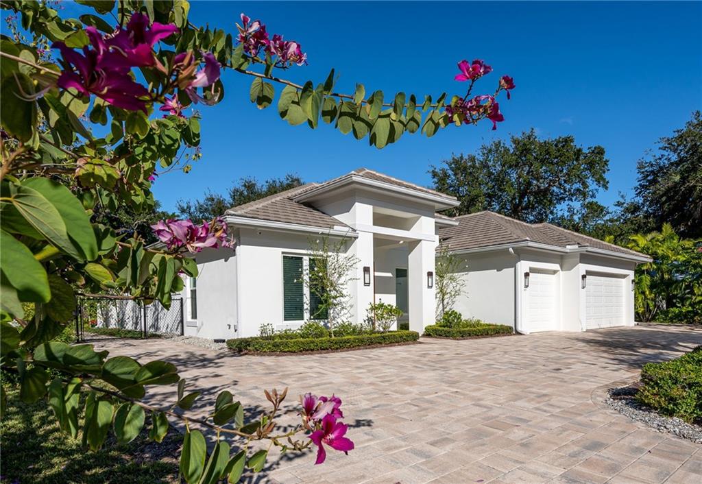 601 Banyan Road Vero Beach, FL 32963 - Photo 3 of 34 Gallery Image 3