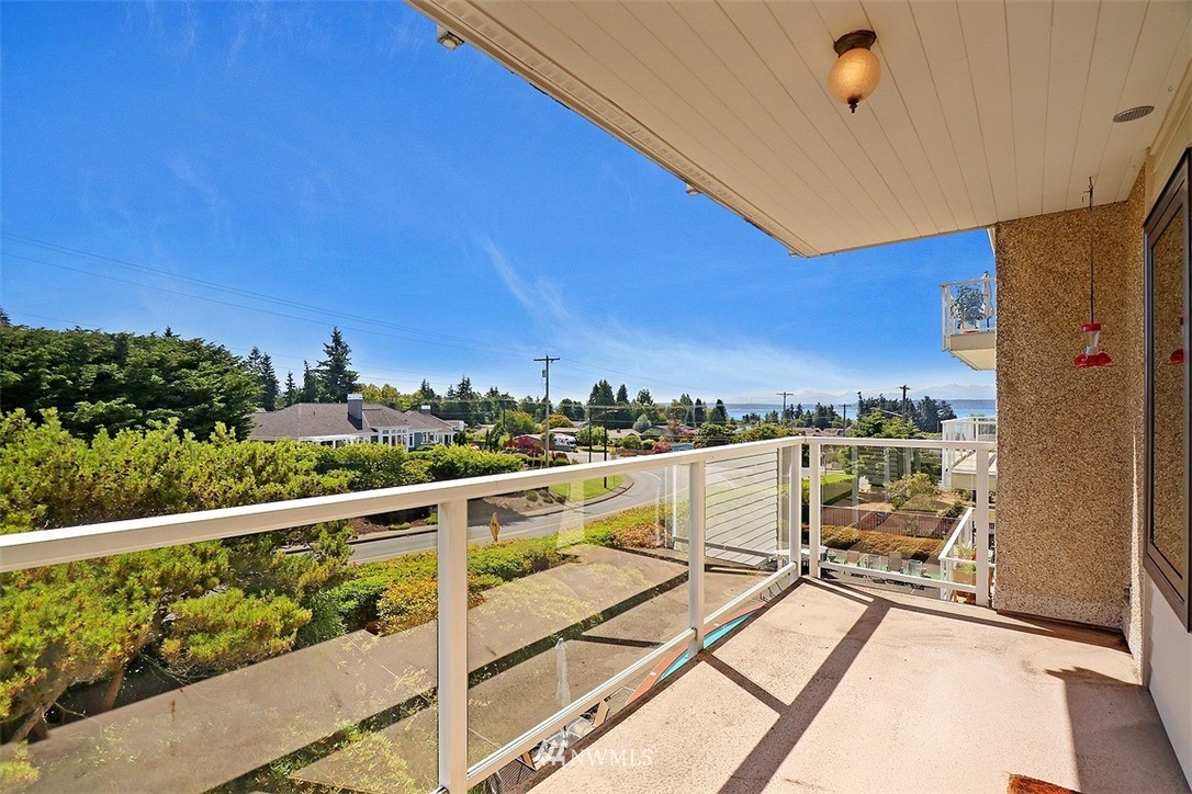 1414 9th Avenue North, Unit 202 Edmonds, WA 98020 - Photo 15 of 20
