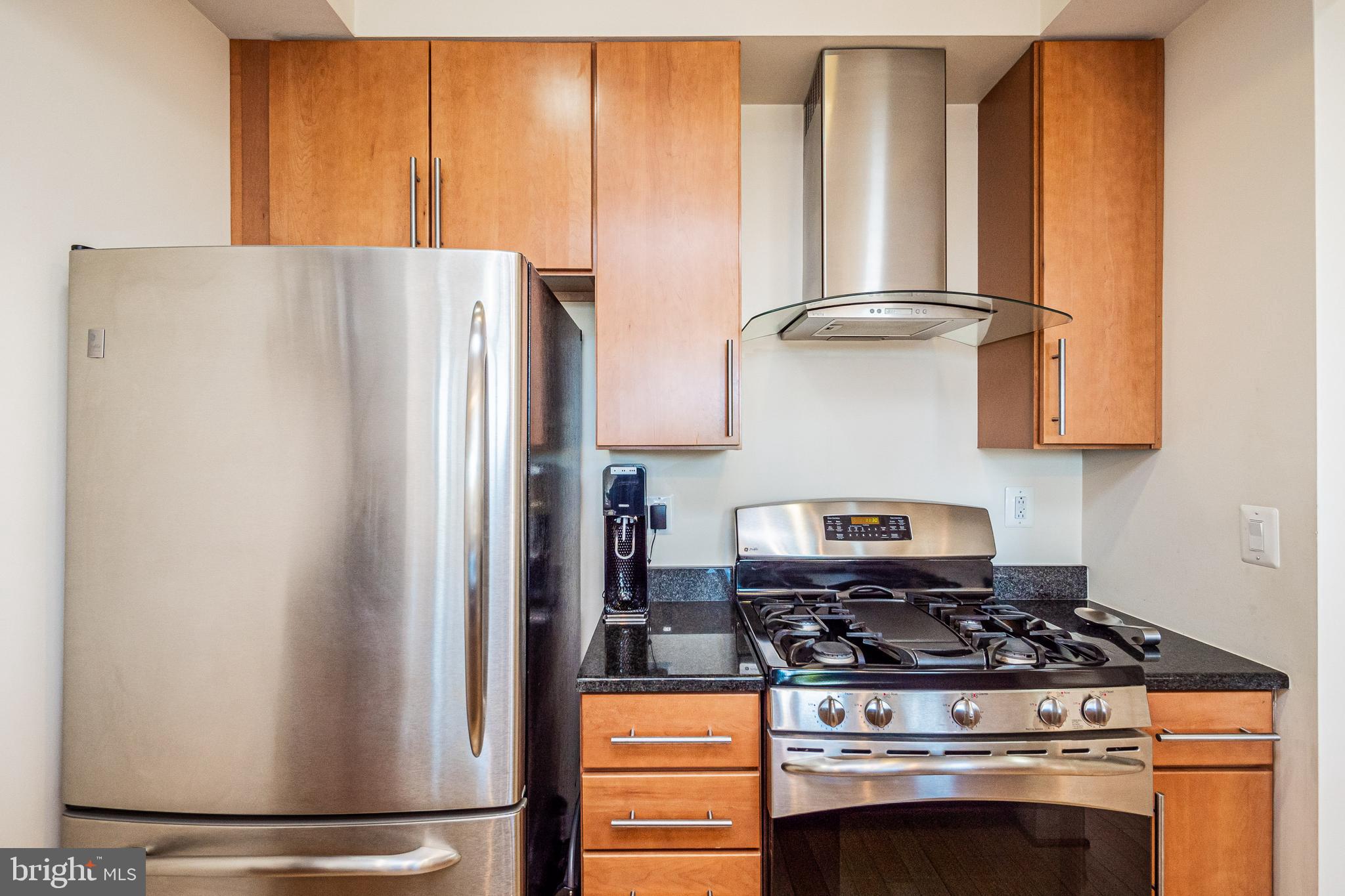 449 R Street Northwest, Unit 302 Washington, DC 20001 - Photo 11 of 46