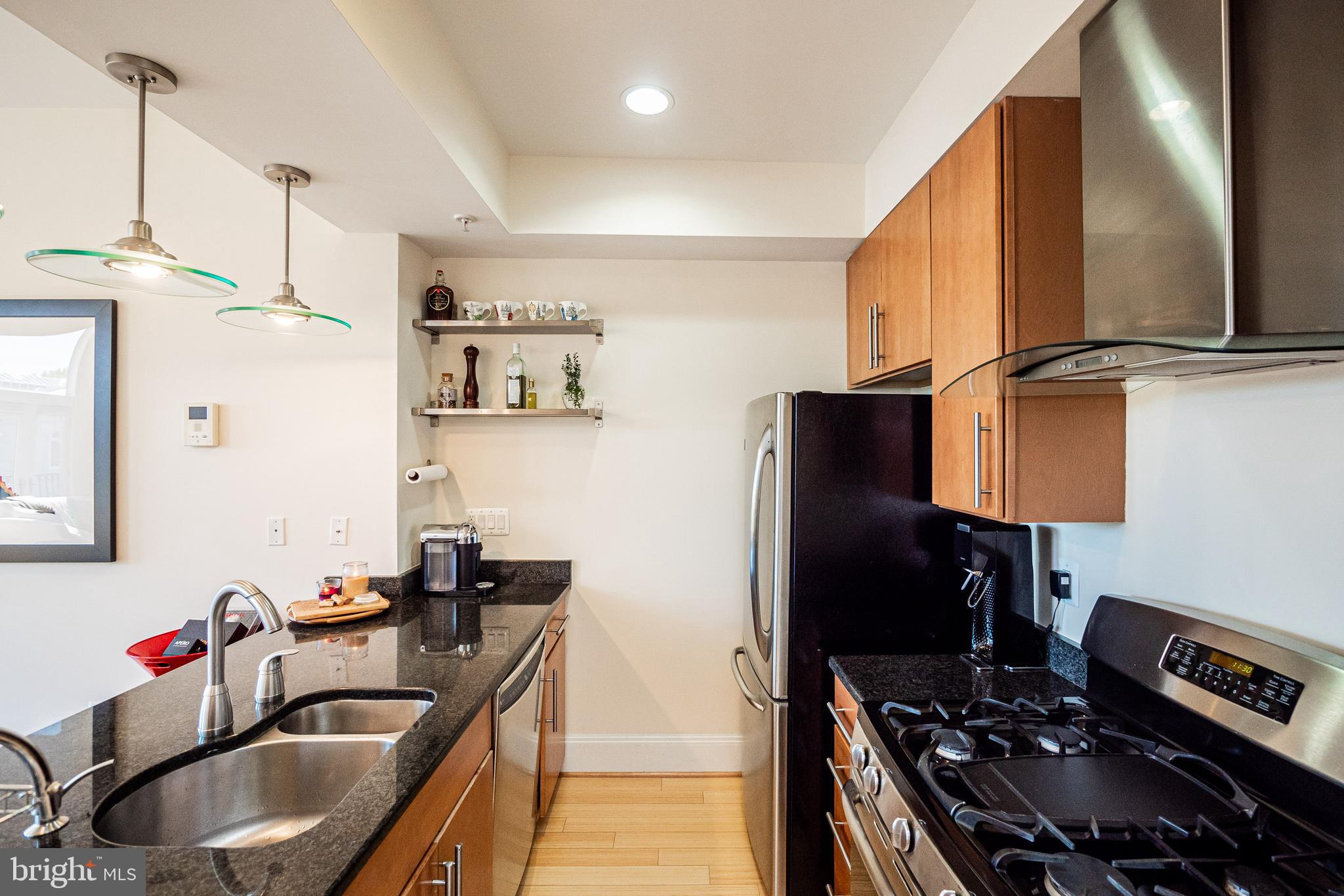 449 R Street Northwest, Unit 302 Washington, DC 20001 - Photo 12 of 46