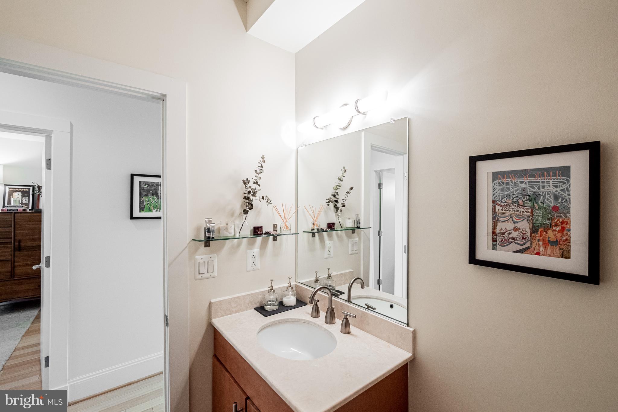 449 R Street Northwest, Unit 302 Washington, DC 20001 - Photo 25 of 46