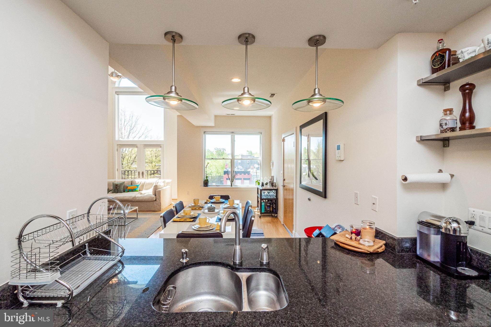 449 R Street Northwest, Unit 302 Washington, DC 20001 - Photo 5 of 46