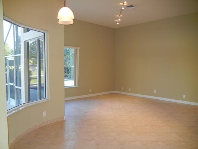 17962 Alexander Run Jupiter, FL 33478 - Photo 8 of 40 Breakfast area & Family room