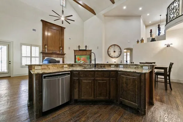 $3,700 | 6719 Springwood Lane, Garland, TX 75044