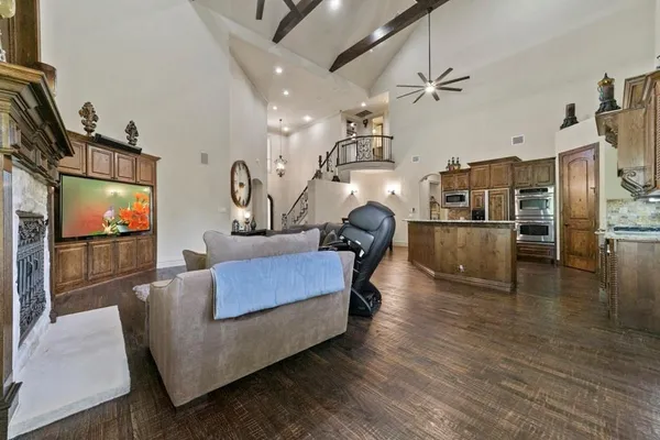 $3,700 | 6719 Springwood Lane, Garland, TX 75044