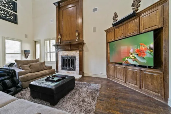 $3,700 | 6719 Springwood Lane, Garland, TX 75044