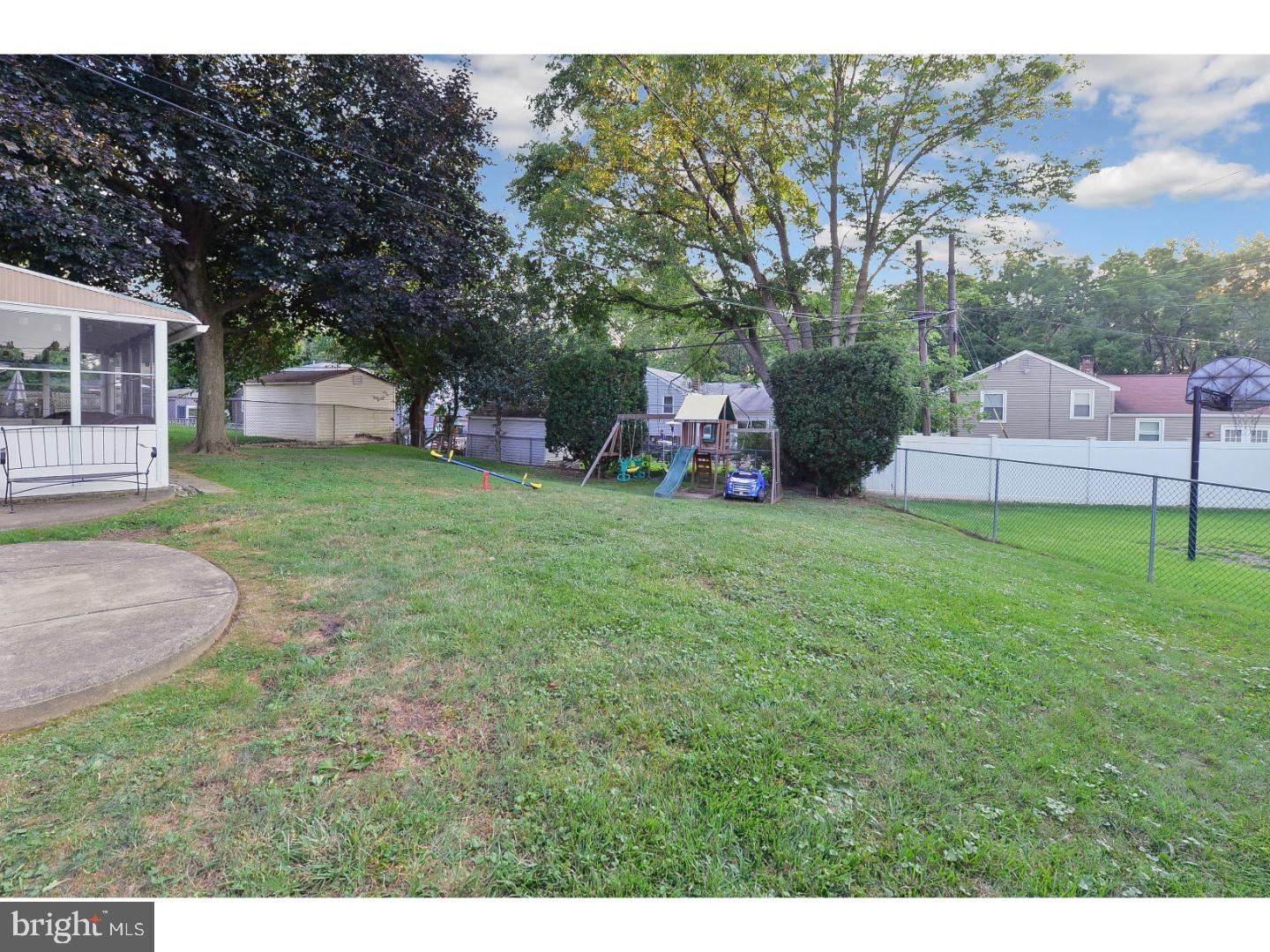 3802 Andrea Road Philadelphia, PA 19154 - Photo 19 of 20