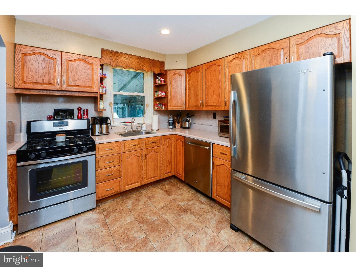 3802 Andrea Road Philadelphia, PA 19154 - Photo 7 of 20