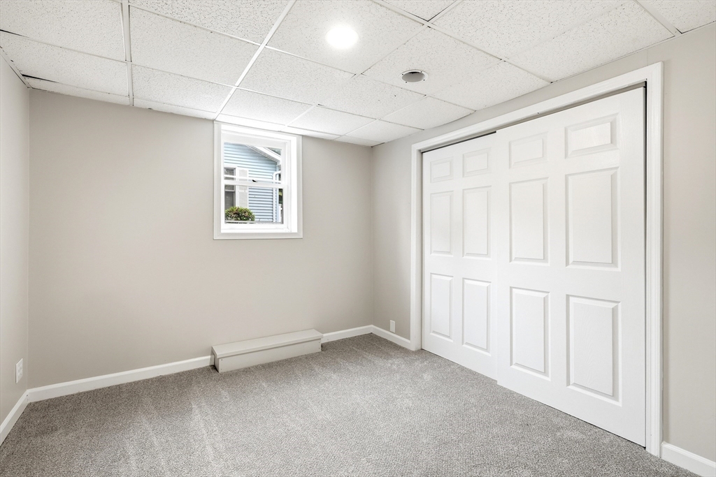 42 Amos Drive Springfield, MA 01118 - Photo 24 of 37