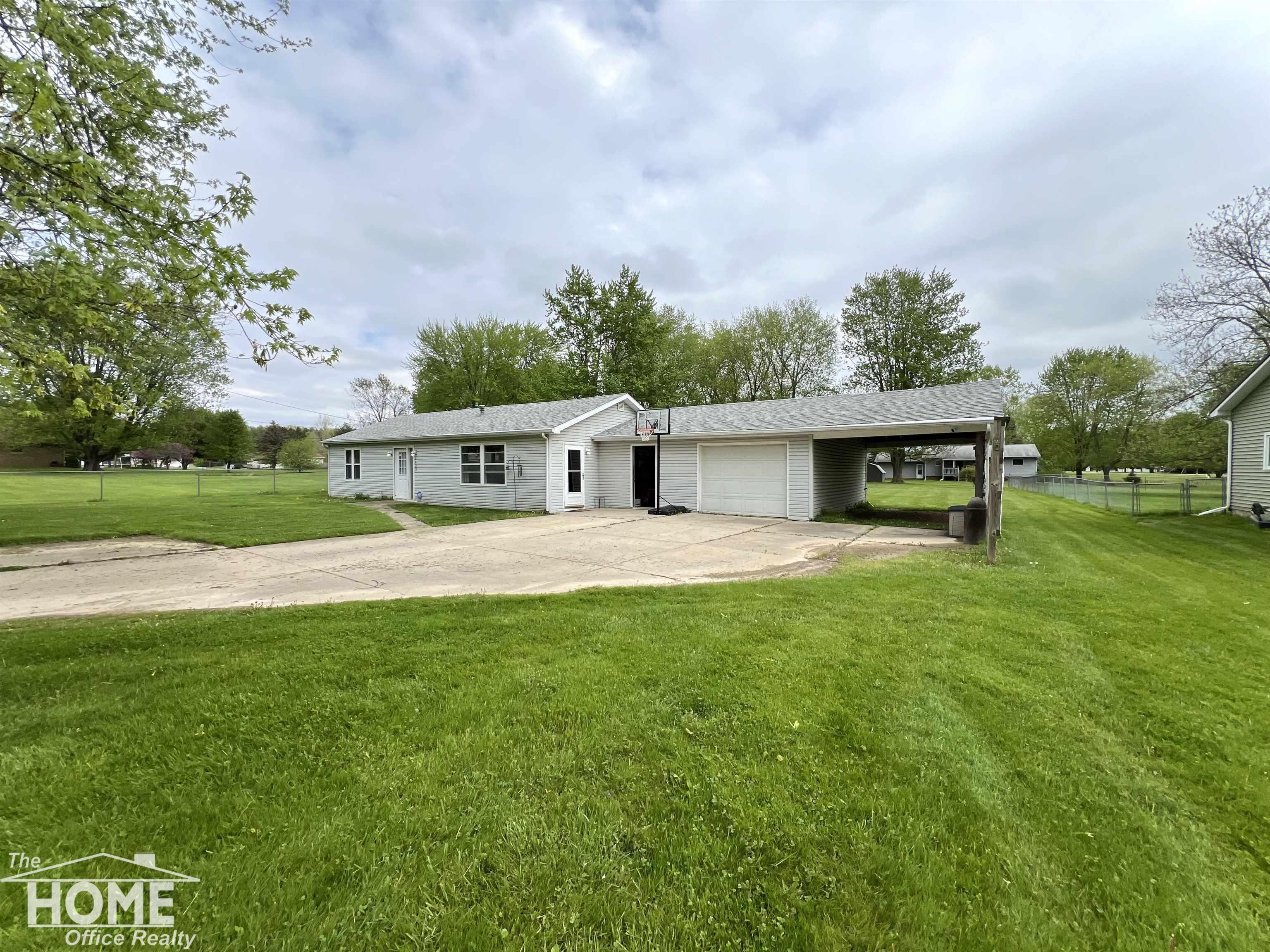 3427 Riniel Road Durand, MI 48429 - Photo 28 of 42 50141099-e8e4b2ce-bc35-441b-96c1-54263adee2b2.JPG