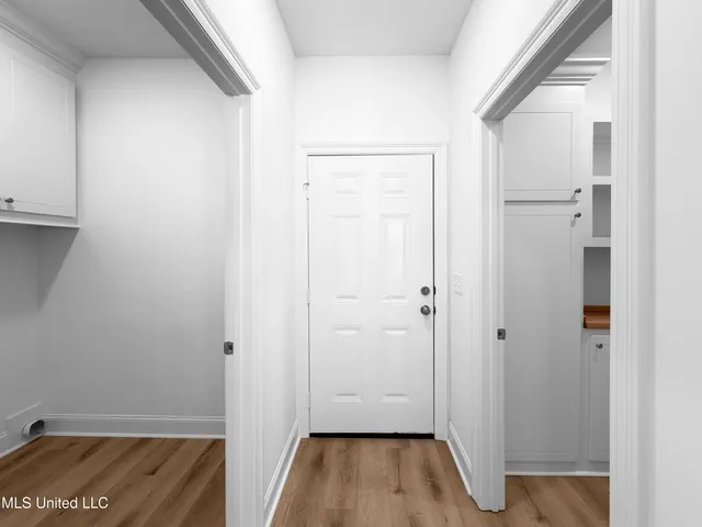 $310,610 | 211 Anderson Oaks Drive, Pearl, MS 39208