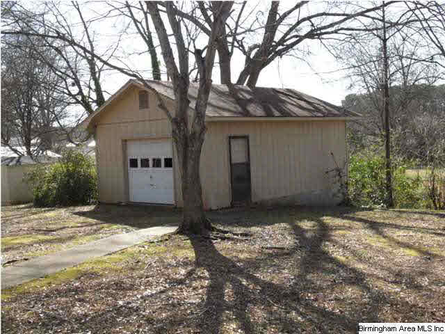 615 Pinecrest Road Sylacauga, AL 35150 - Photo 3 of 3