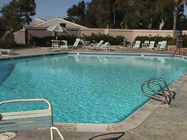 1827 Wilton Road Encinitas, CA 92024 - Photo 22 of 25 South Pool