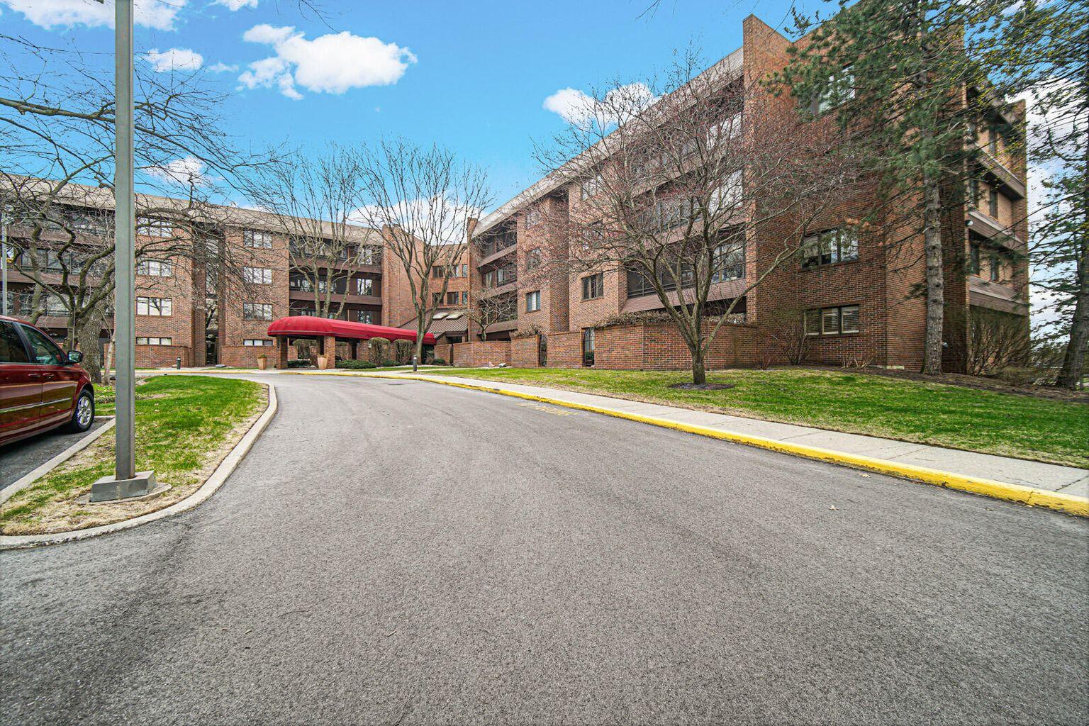 910 Ridge Road, Unit 405 Munster, IN 46321 - Photo 37 of 37 a view of a building with a yard