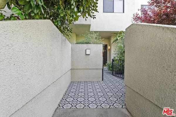 $13,000 | 2237 Century Hill, Los Angeles, CA 90067