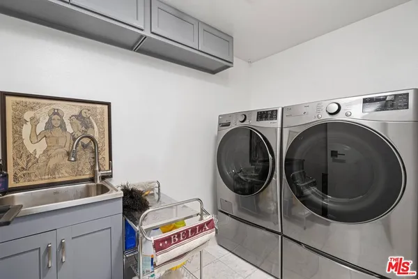 $13,000 | 2237 Century Hill, Los Angeles, CA 90067