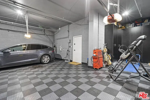 $13,000 | 2237 Century Hill, Los Angeles, CA 90067