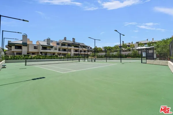 $13,000 | 2237 Century Hill, Los Angeles, CA 90067