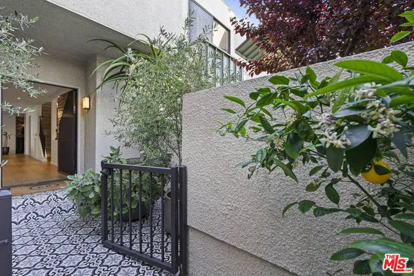 $13,000 | 2237 Century Hill, Los Angeles, CA 90067