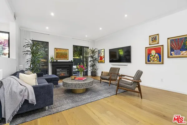 $13,000 | 2237 Century Hill, Los Angeles, CA 90067