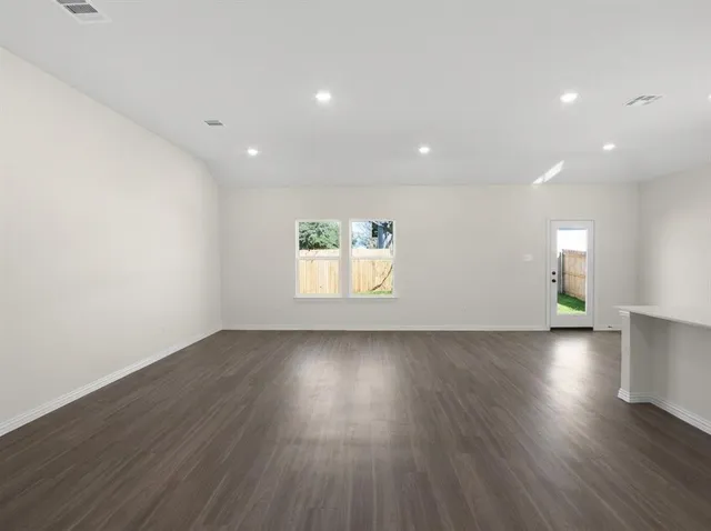 $269,990 | 1009 Caspian Lane, Leonard, TX 75452