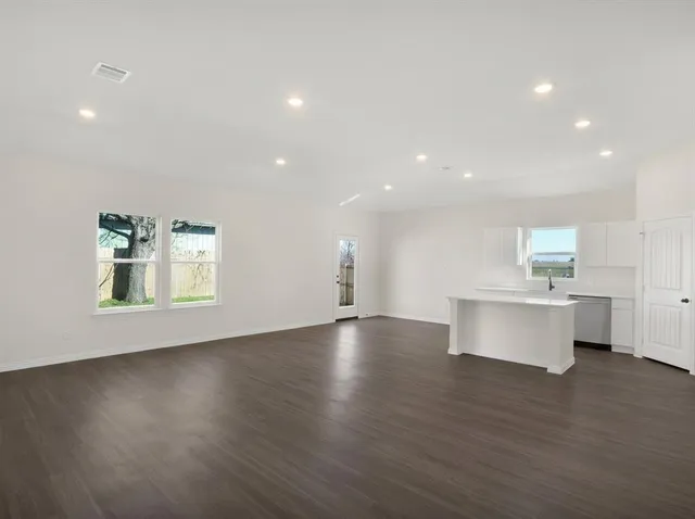 $269,990 | 1009 Caspian Lane, Leonard, TX 75452