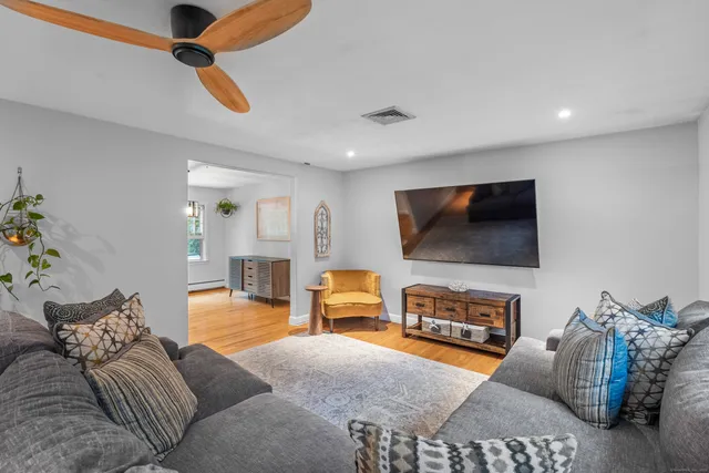 $635,000 | 38 Rossie Street, Stonington, CT 06355