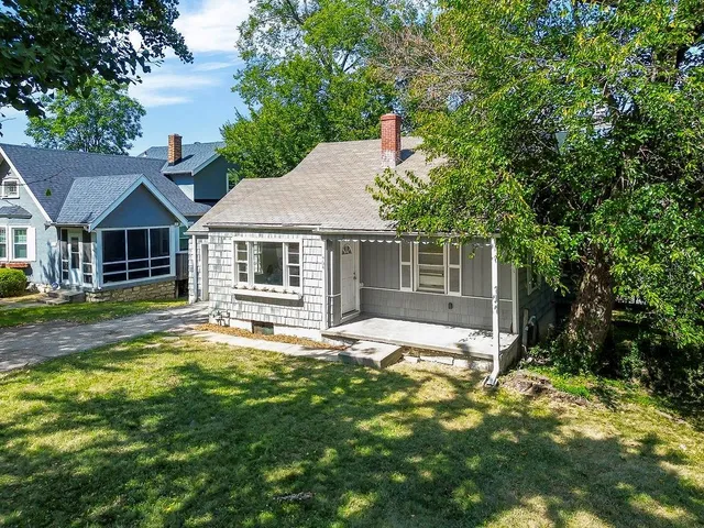 $270,000 | 734 East 63rd Terrace, Kansas City, MO 64110