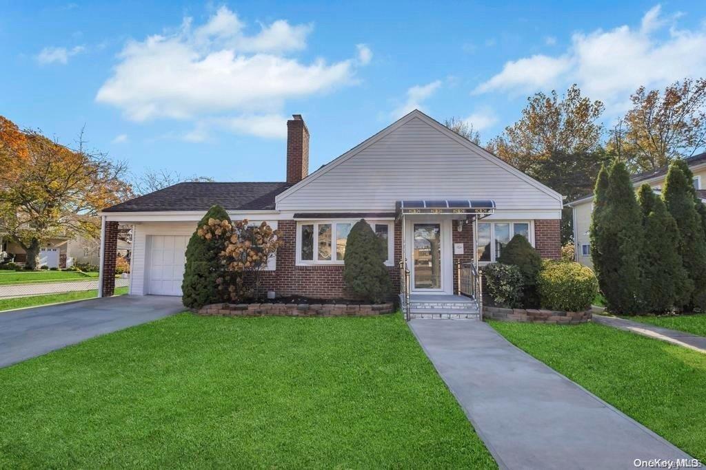 34 Kent Road Valley Stream, NY 11580 - Photo 1 of 1 Gallery Image 1