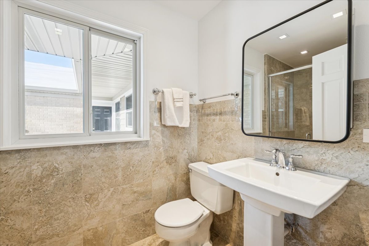 3018 Indianwood Road Wilmette, IL 60091 - Photo 31 of 44