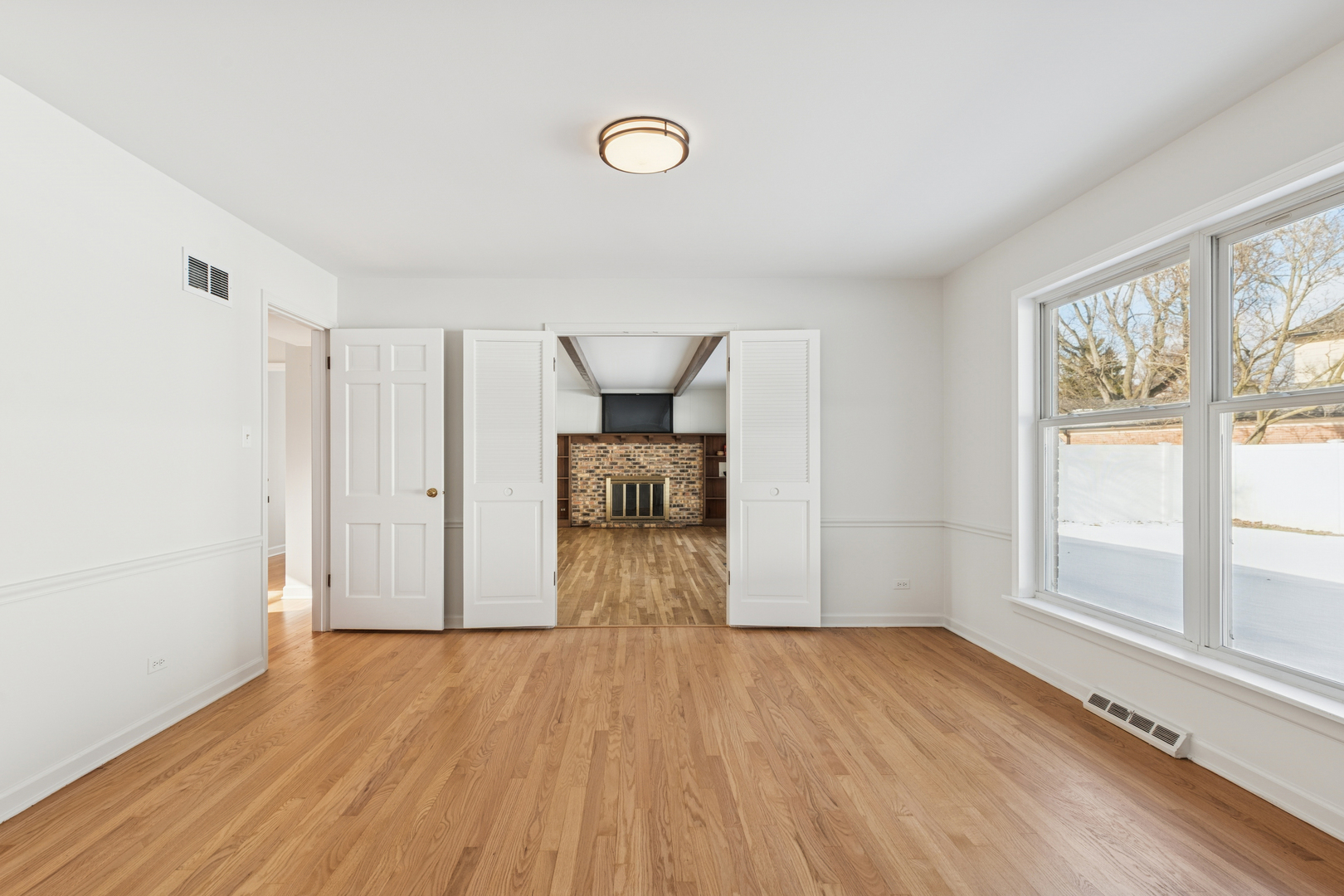 3018 Indianwood Road Wilmette, IL 60091 - Photo 8 of 44