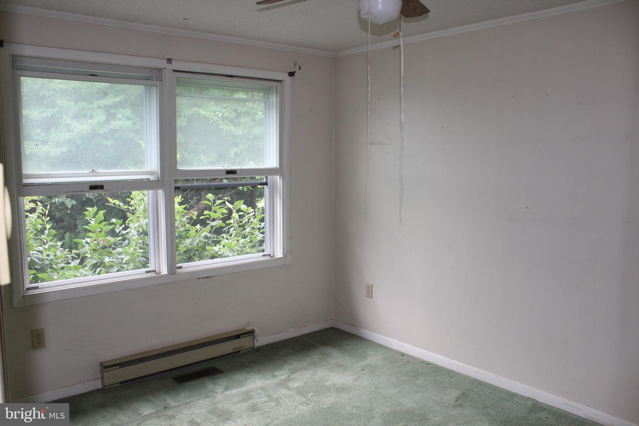801 Boyle Road Fairfield, PA 17320 - Photo 27 of 38 an empty room with a window