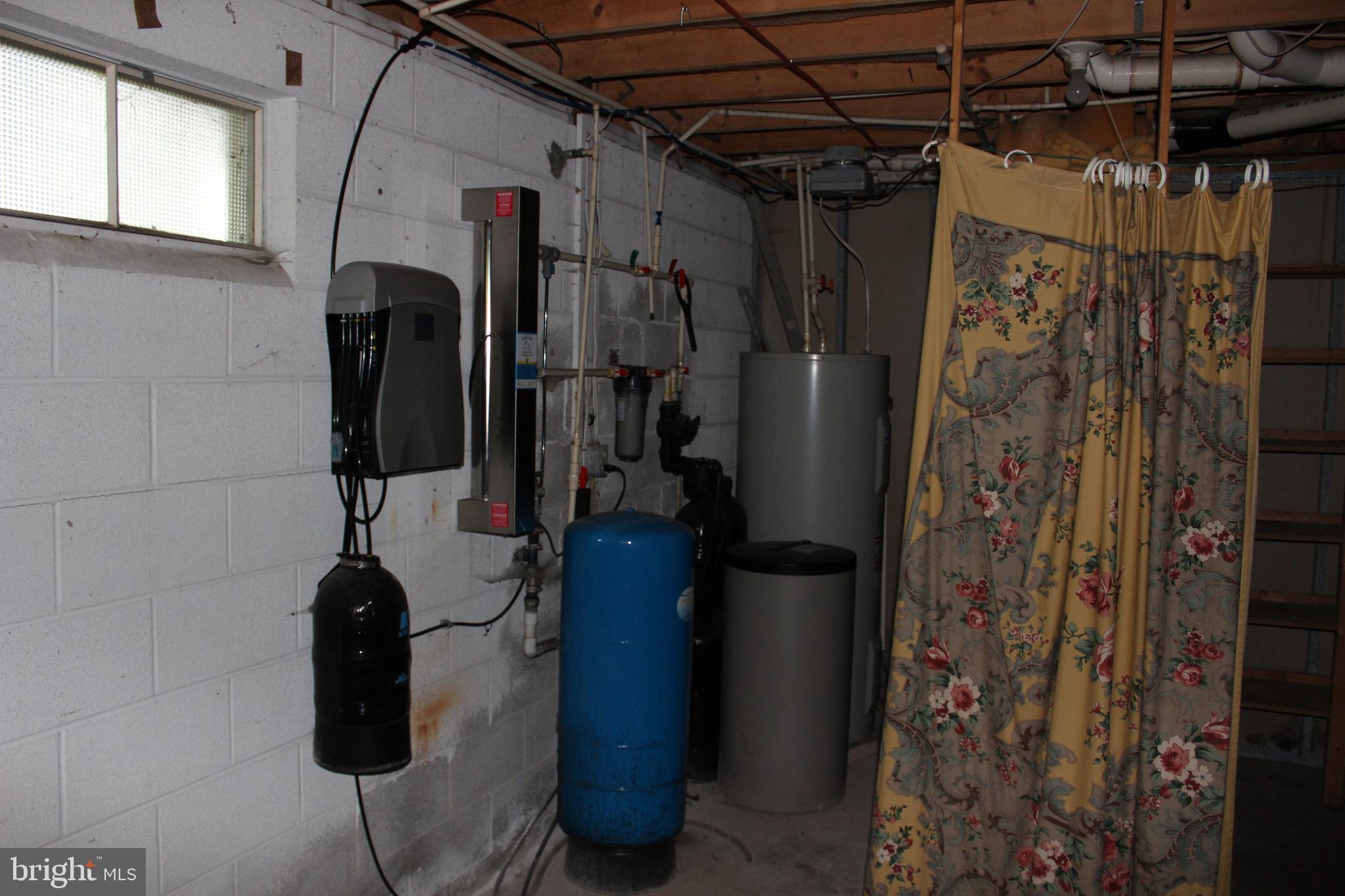 801 Boyle Road Fairfield, PA 17320 - Photo 36 of 38 a close view of shower