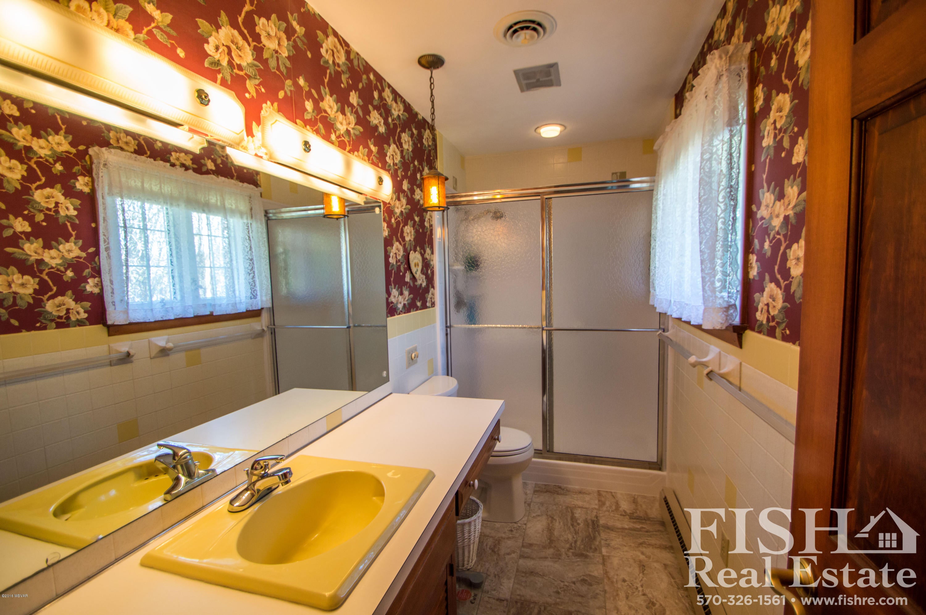 560 Sand Hill Road Montoursville, PA 17754 - Photo 18 of 22 Master Bath