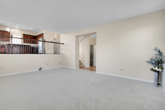 $450,000 | 1120 Trillium Lane, Shorewood, IL 60404