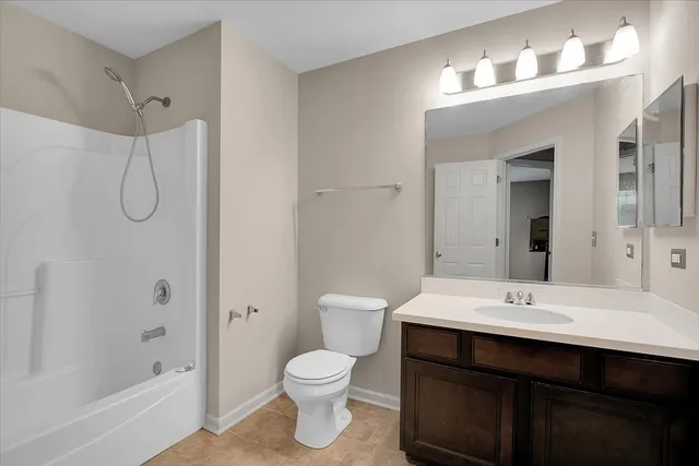 $450,000 | 1120 Trillium Lane, Shorewood, IL 60404