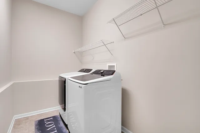 $450,000 | 1120 Trillium Lane, Shorewood, IL 60404