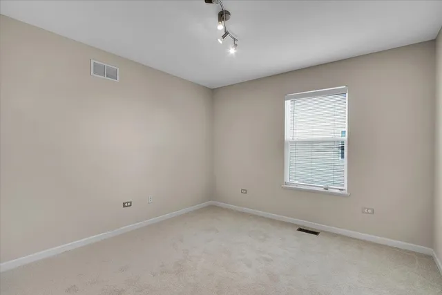 $450,000 | 1120 Trillium Lane, Shorewood, IL 60404