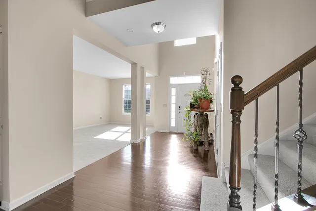 $450,000 | 1120 Trillium Lane, Shorewood, IL 60404