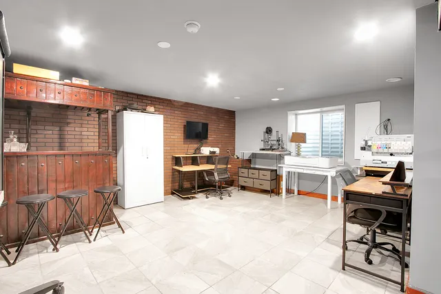 $450,000 | 1120 Trillium Lane, Shorewood, IL 60404