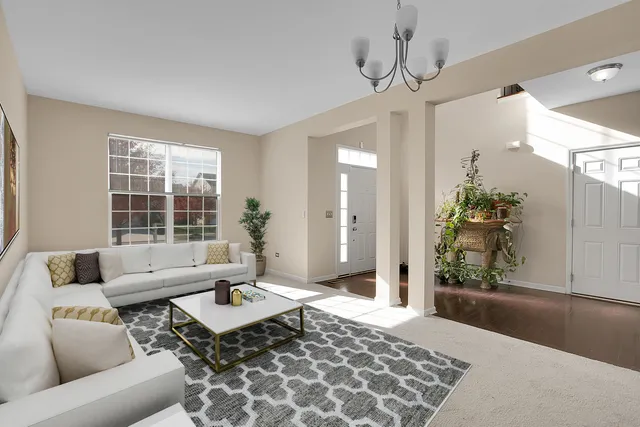 $450,000 | 1120 Trillium Lane, Shorewood, IL 60404