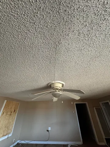 a view of utility room with washer and dryer