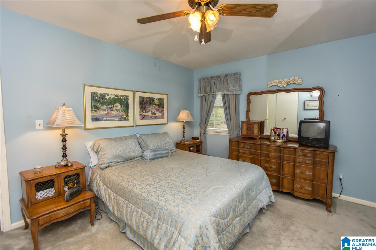 712 South Sanders Road Birmingham, AL 35226 - Photo 27 of 43