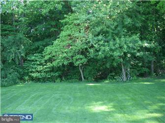 28 Mohr Road Burlington, NJ 08016 - Photo 12 of 12 Exterior Back
