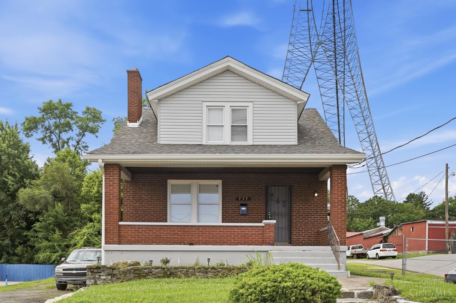 935 West North Bend Road Cincinnati, OH 45224 - Photo 1 of 53