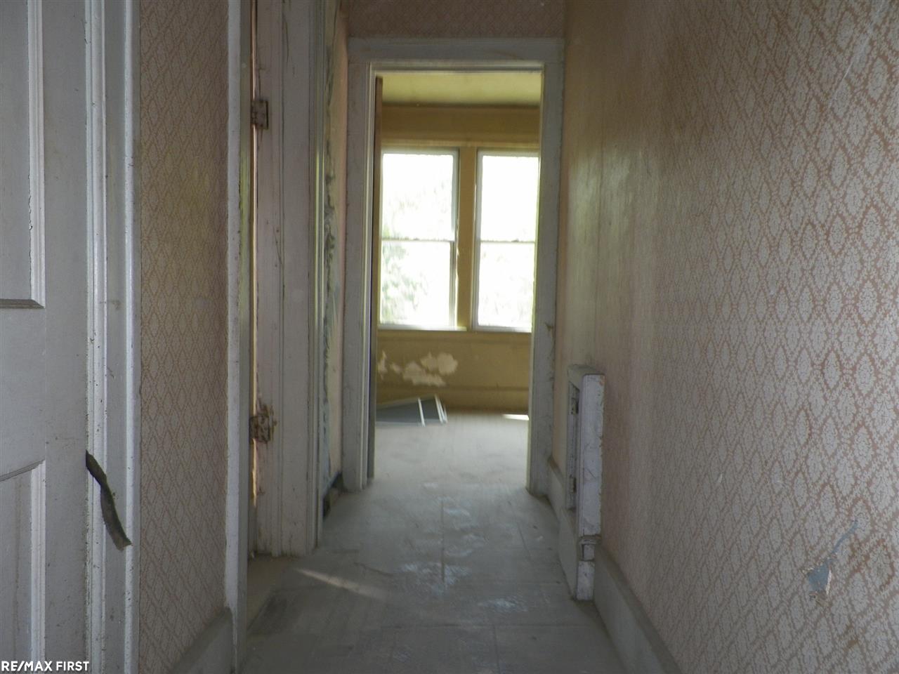 7449 Kipling Avenue Detroit, MI 48206 - Photo 18 of 23 31332799-17.JPG