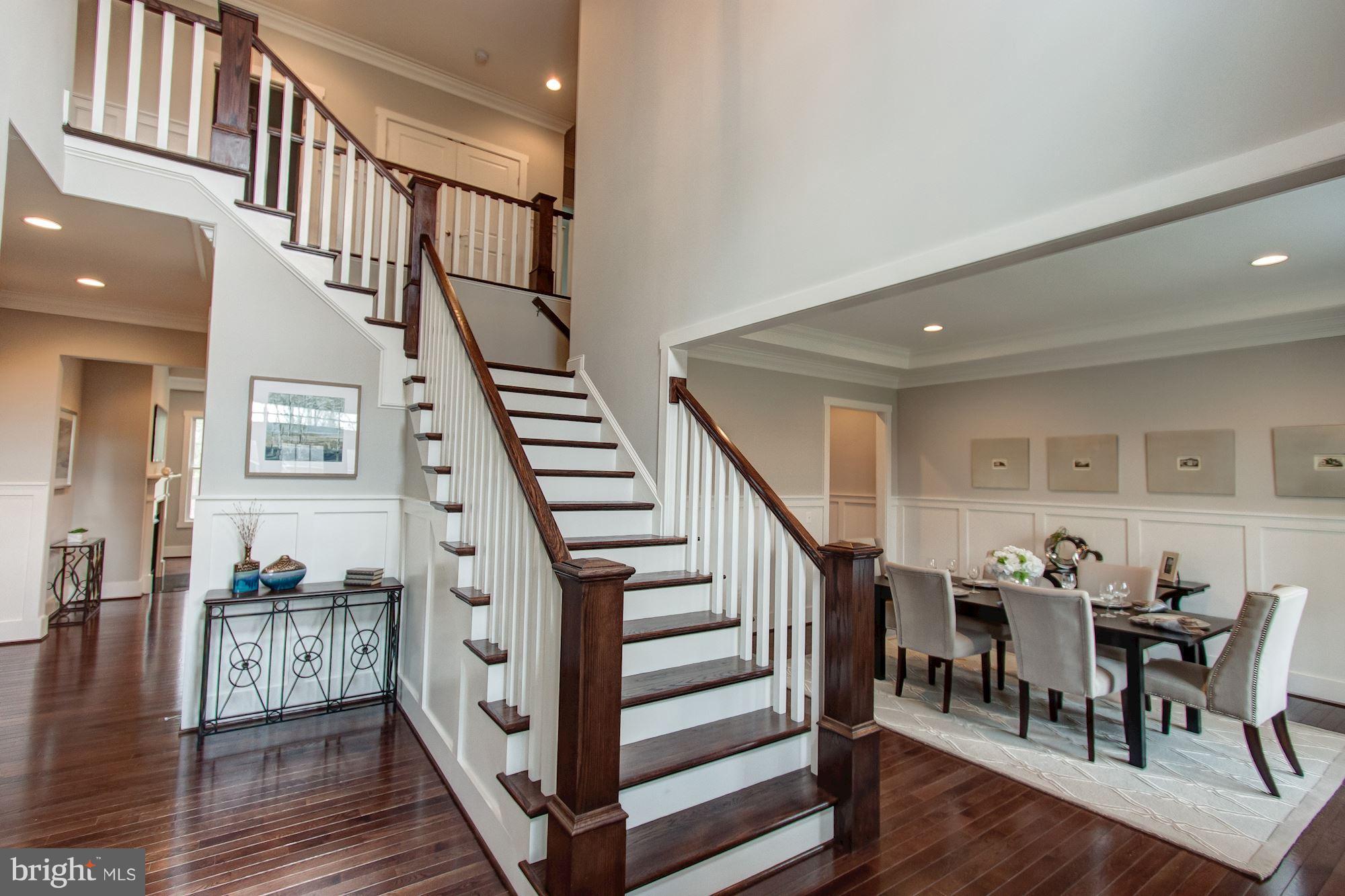 9420 Athens Road Fairfax, VA 22032 - Photo 9 of 19 a view of dining room with furniture and wooden floor
